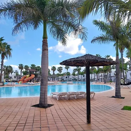 Brightblue Oasis By Sea There Fuerteventura Corralejo